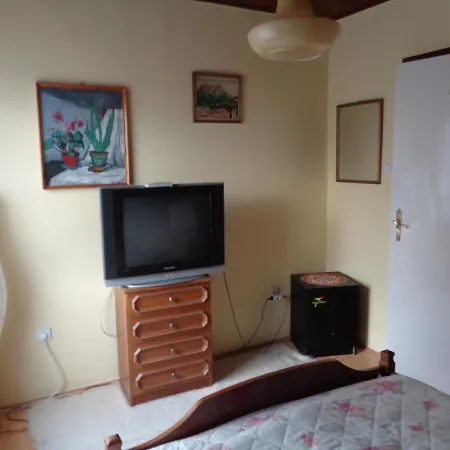 éva Apartman